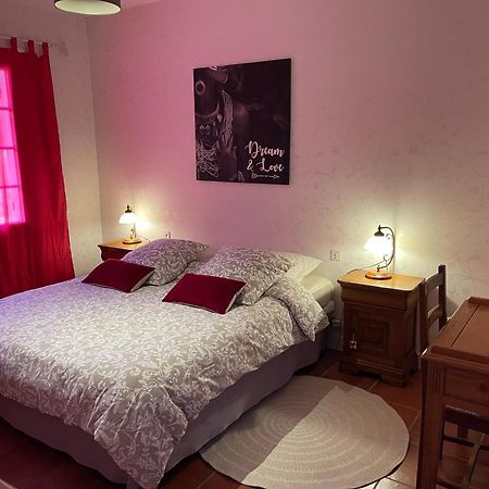 La Belle Chaumiere Bed & Breakfast Bretagne-de-Marsan Dış mekan fotoğraf