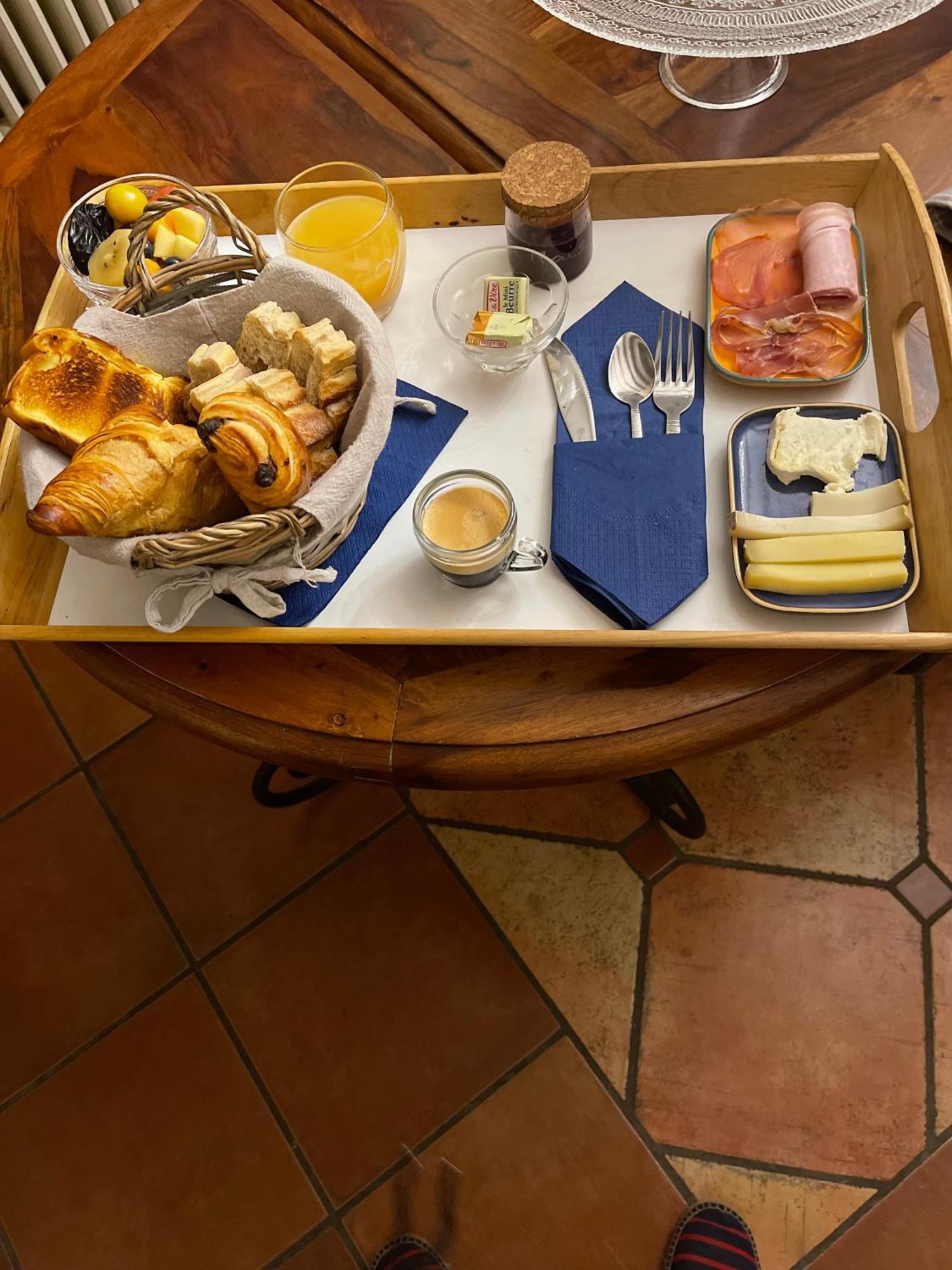 La Belle Chaumiere Bed & Breakfast Bretagne-de-Marsan Dış mekan fotoğraf