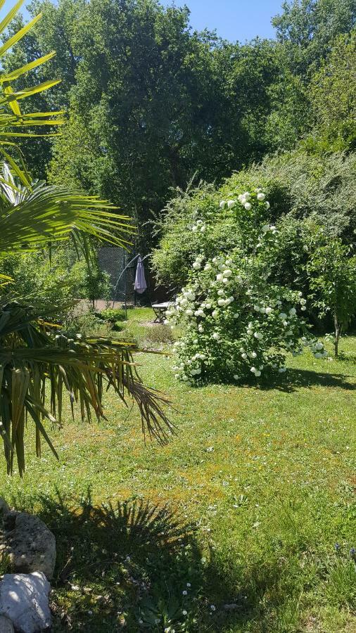 La Belle Chaumiere Bed & Breakfast Bretagne-de-Marsan Dış mekan fotoğraf